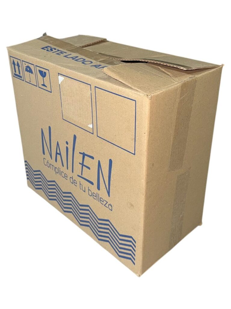 CAJA-PEQUENA-NAILEN-2-768x1024 Cajas de cartón con primer uso